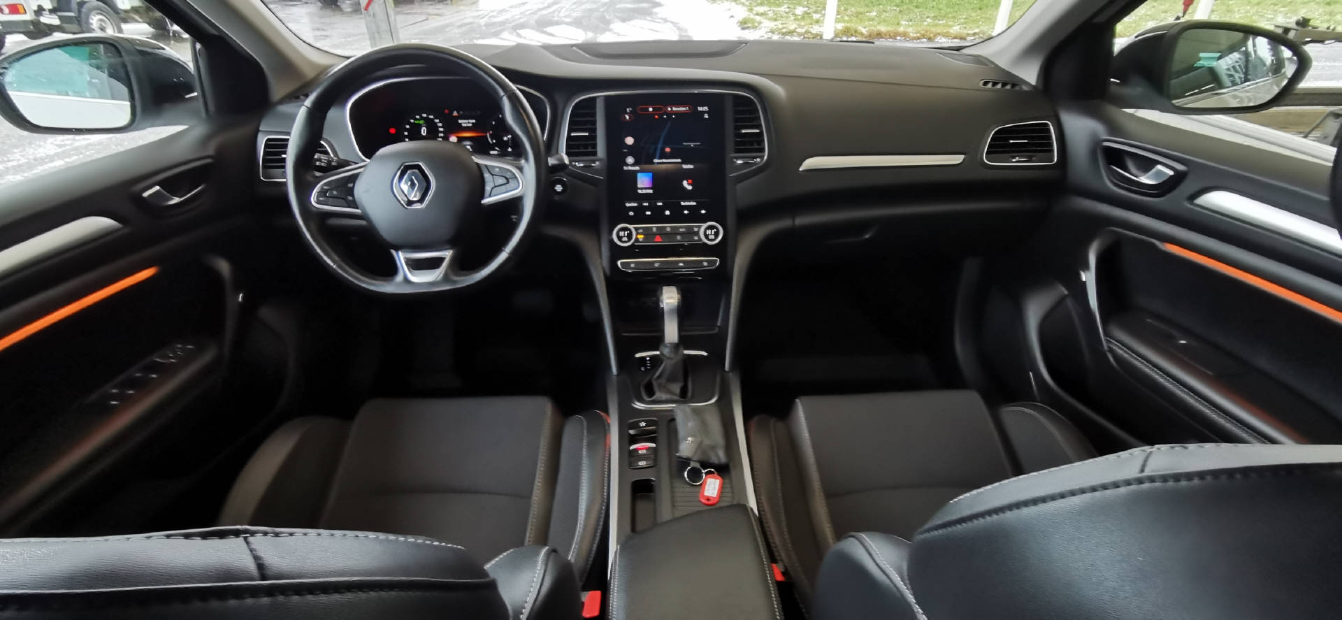 RENAULT Mégane Grandtour 1.3TCe140 techno EDC-image-9