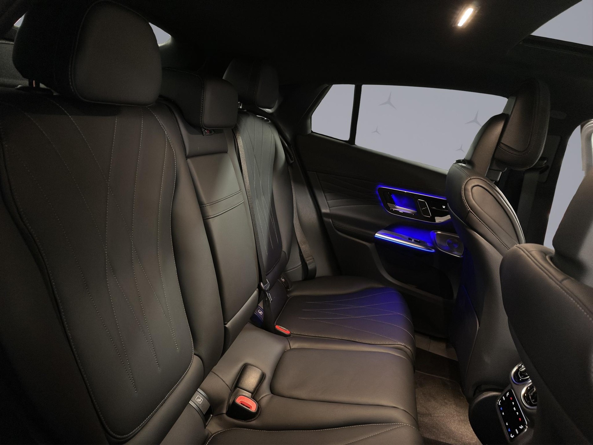 MERCEDES-BENZ GLC 43 AMG Executive Edition 4matic Coupé-image-18