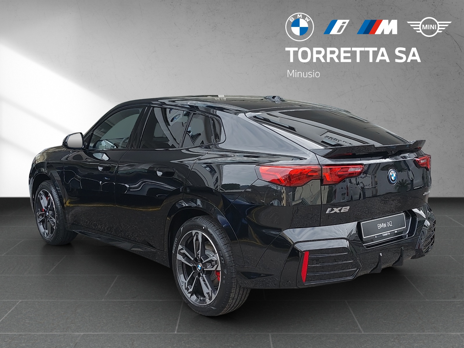 BMW iX2 xDrive 30 M Sport Pro-image-2
