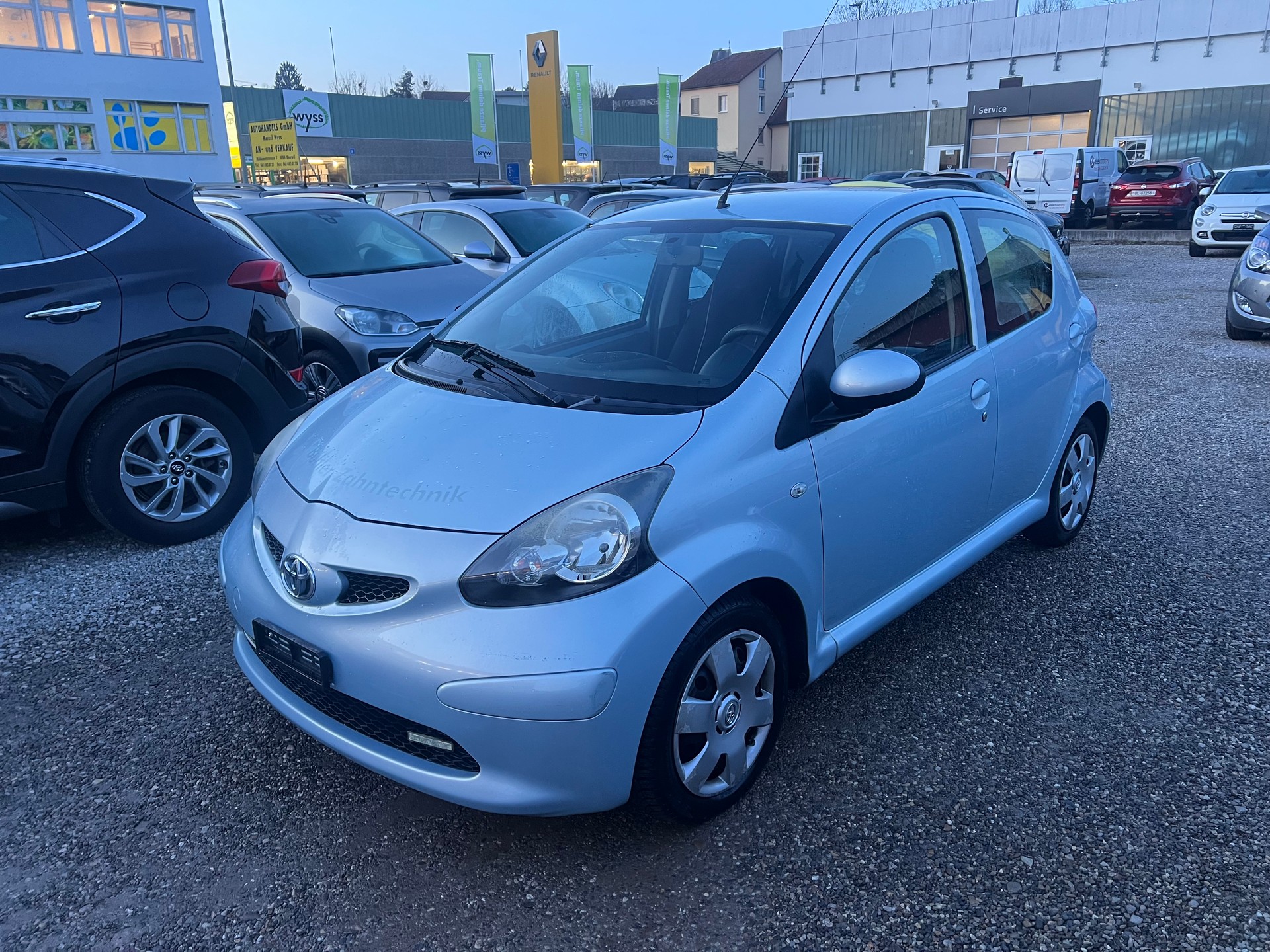 TOYOTA Aygo 1.0 blue MultiMode-image-2