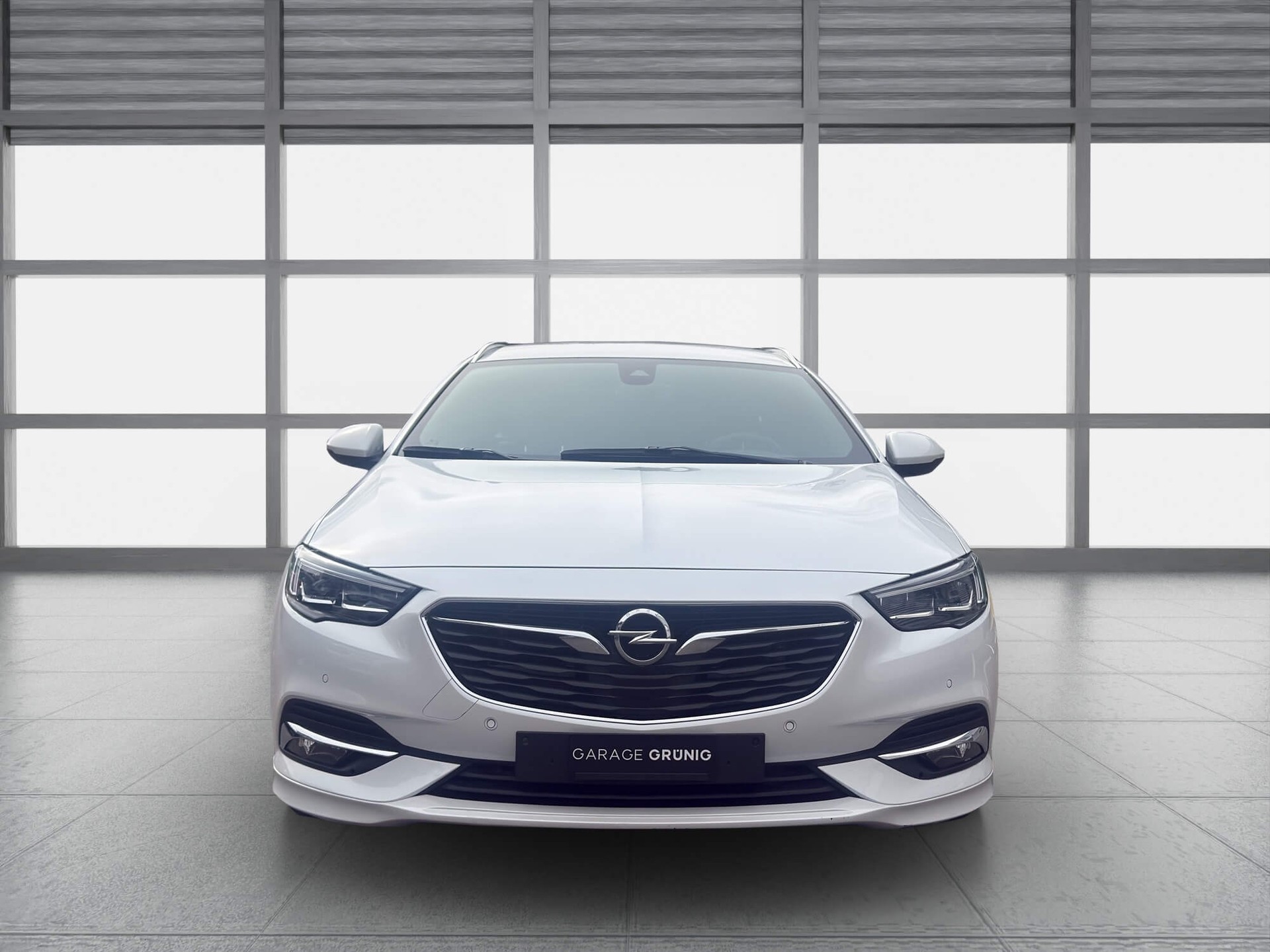 OPEL Insignia 2.0 T Sports Tourer Excellence 4WD Automat.-image-1