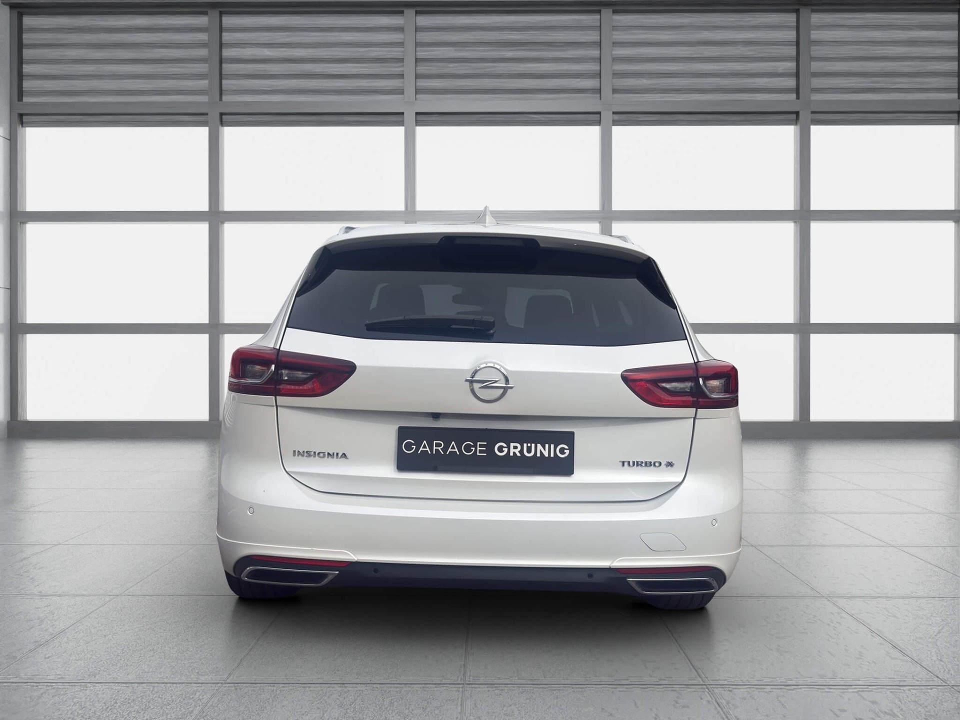 OPEL Insignia 2.0 T Sports Tourer Excellence 4WD Automat.-image-4