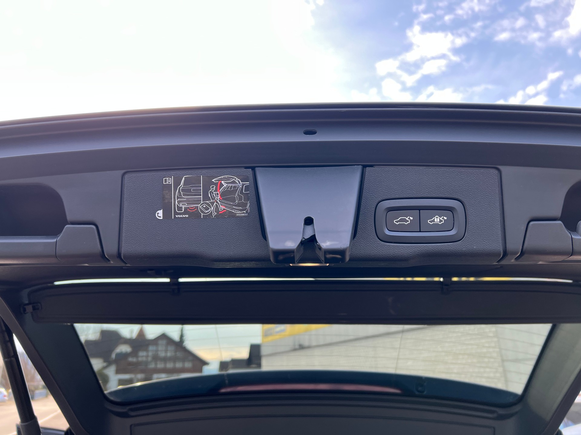 VOLVO XC60 T8 eAWD Inscription Geartronic-image-12