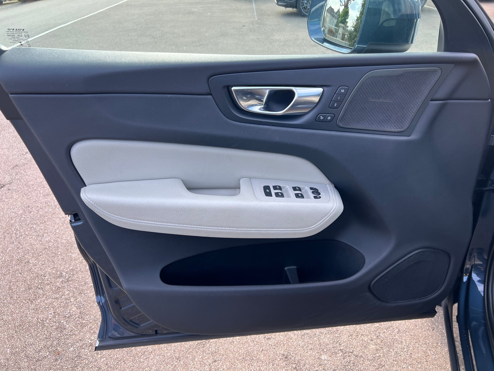 VOLVO XC60 T8 eAWD Inscription Geartronic-image-8