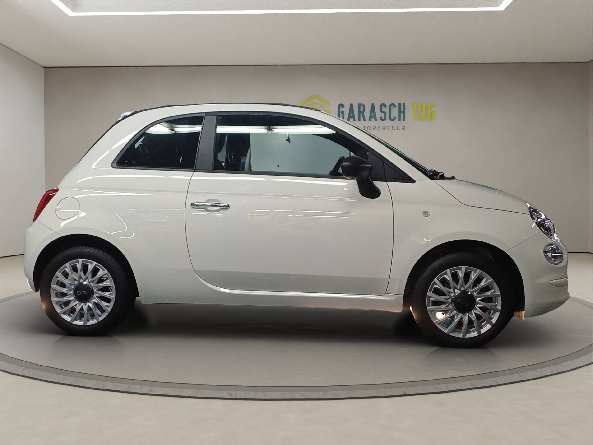 FIAT 500 C 1.0 Hybrid Cult Edition-image-6
