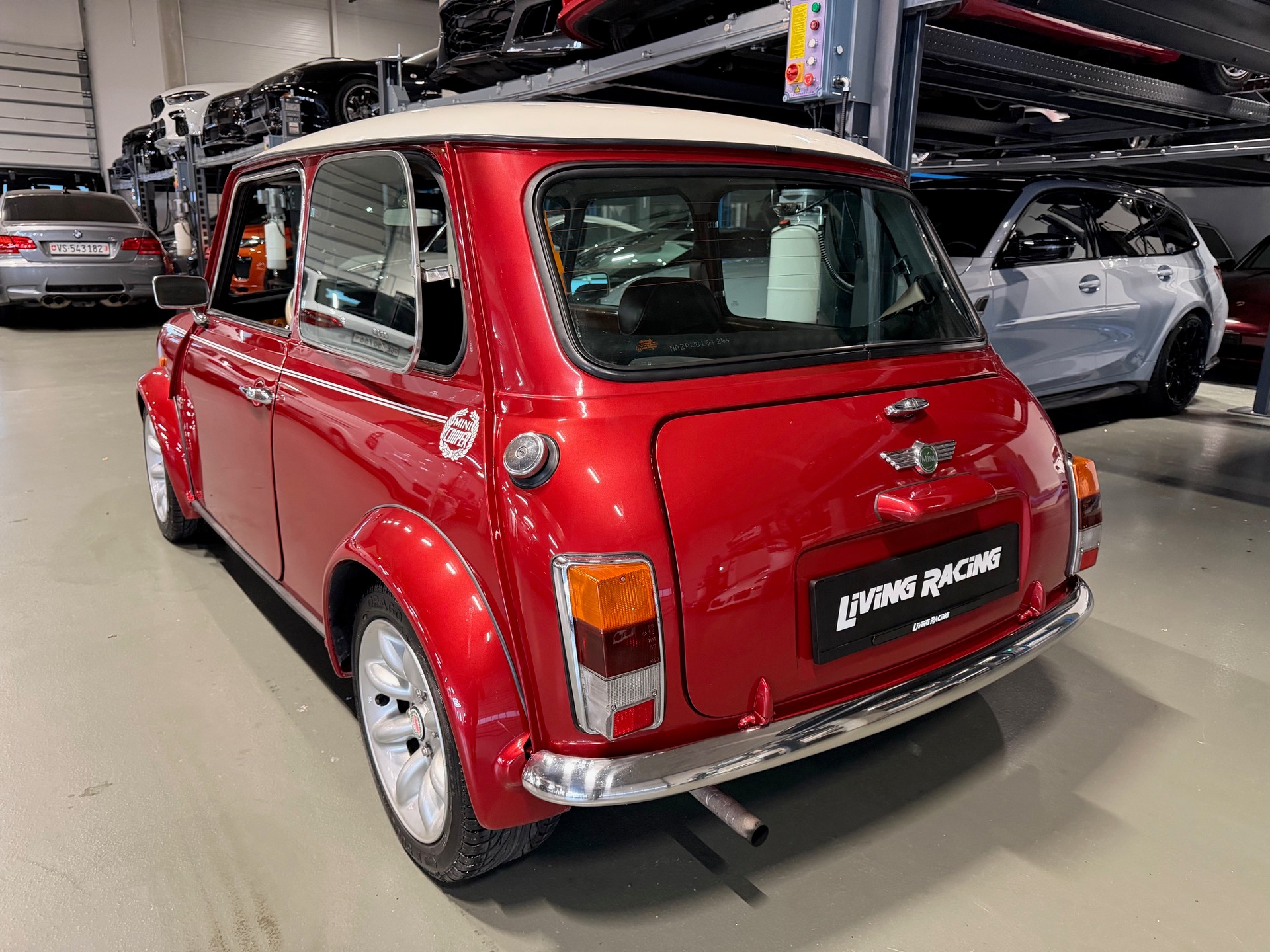 MINI Cooper 1.3i-image-2