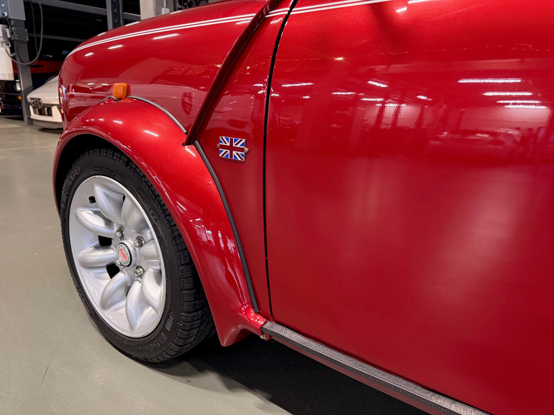 MINI Cooper 1.3i-image-6