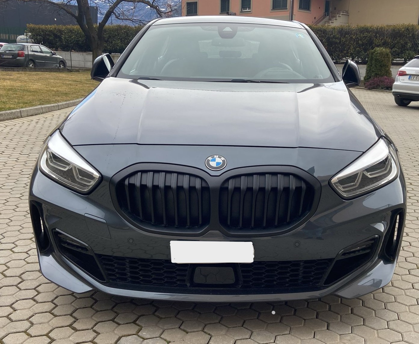 BMW 120d xDrive Steptronic M Sport-image-4