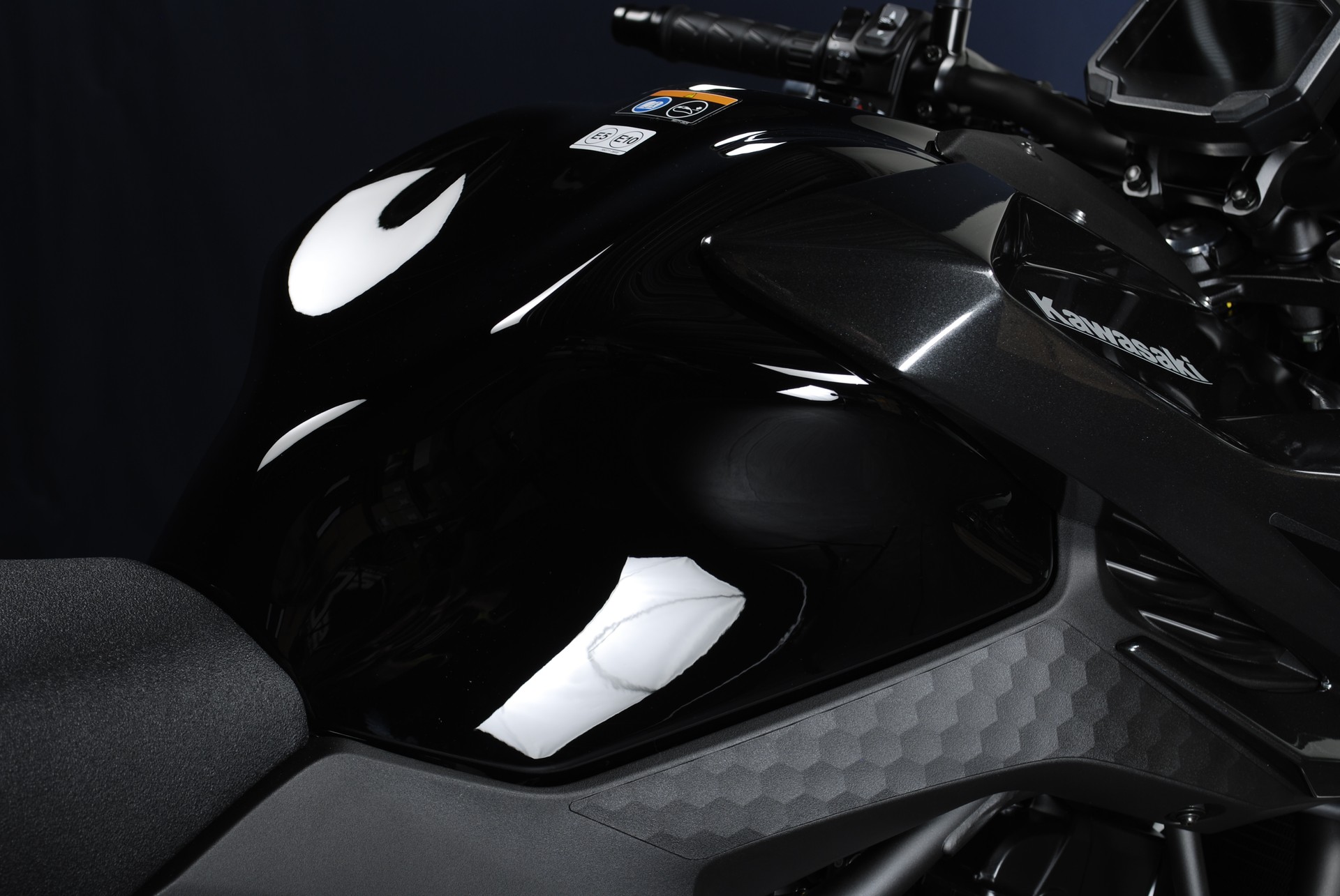 KAWASAKI Z 650 S MY26 (35kW)-showroom-element-2