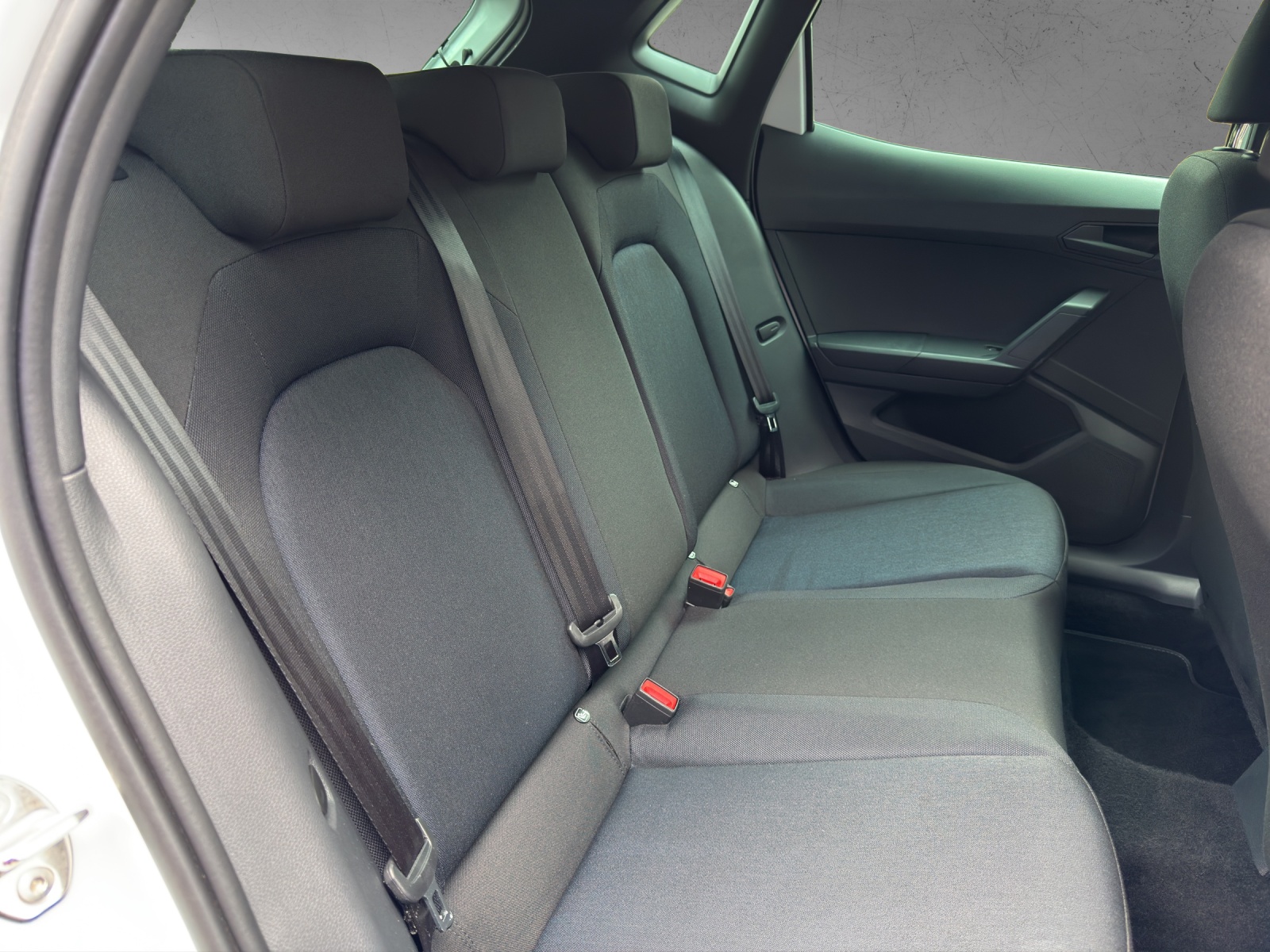 SEAT Ibiza 1.0 EcoTSI FR DSG-image-19