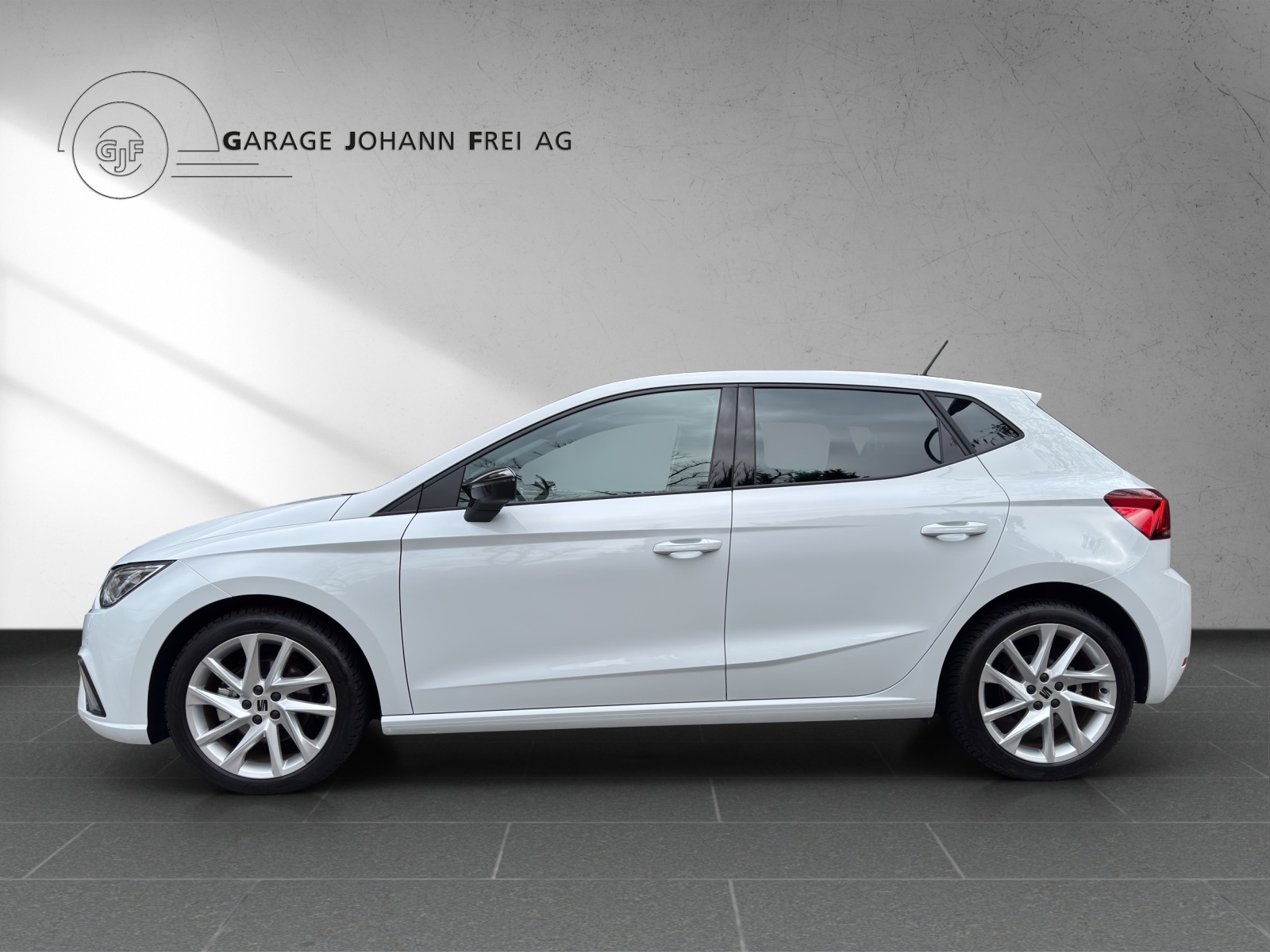 SEAT Ibiza 1.0 EcoTSI FR DSG-showroom-element-1