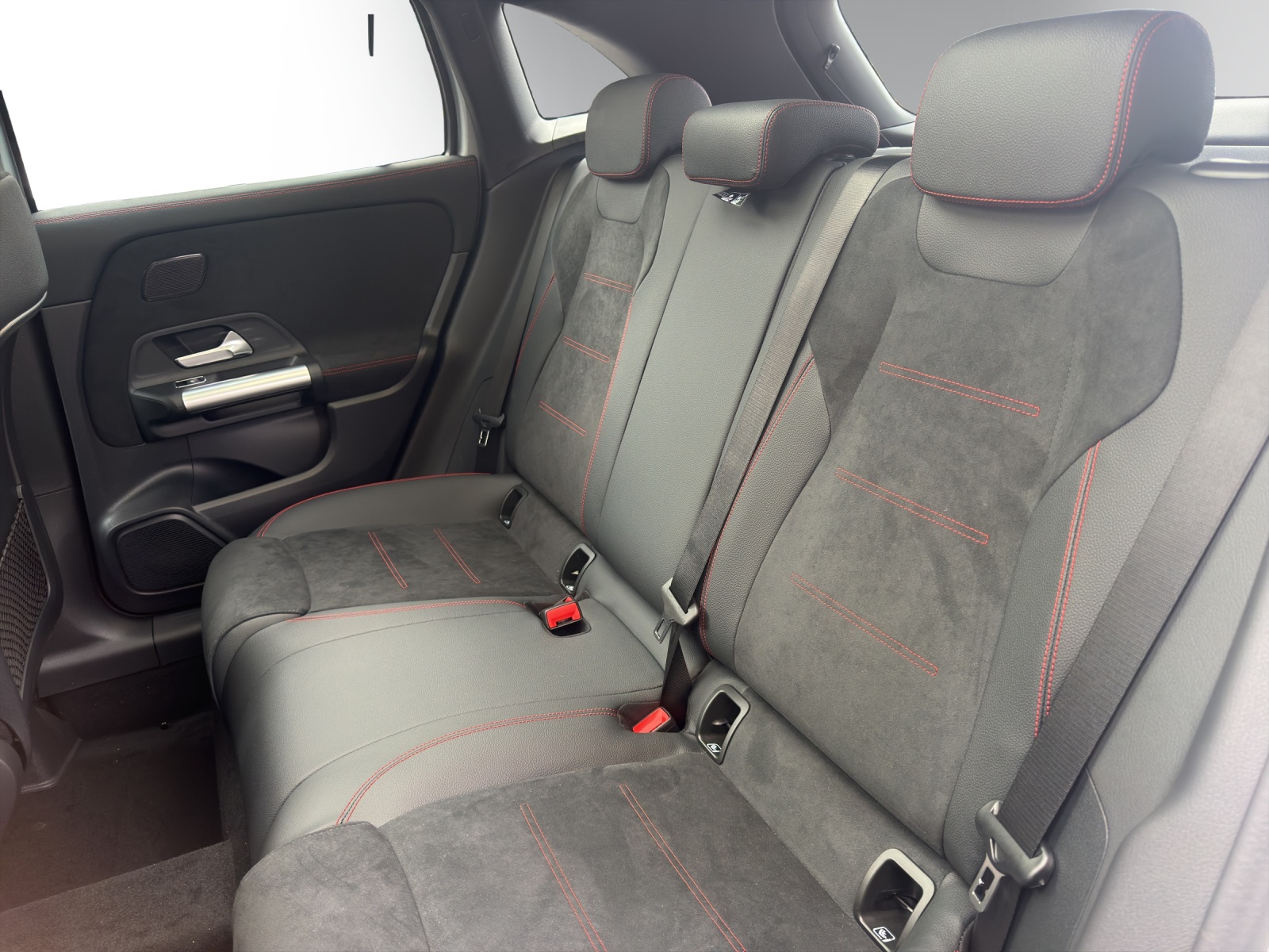 Image MERCEDES-BENZ GLA-220 GLA 220 4Matic 8G-DCT