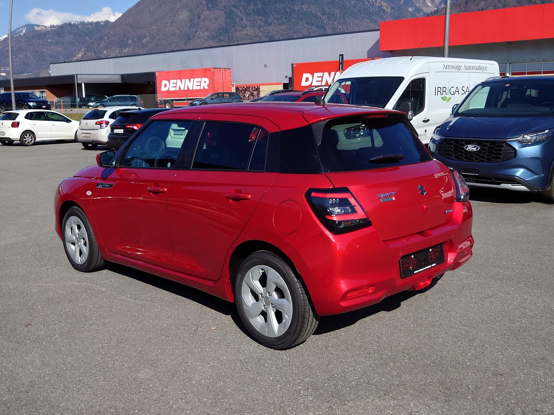 SUZUKI Swift 1.2 Sakura Hybrid-showroom-element-3