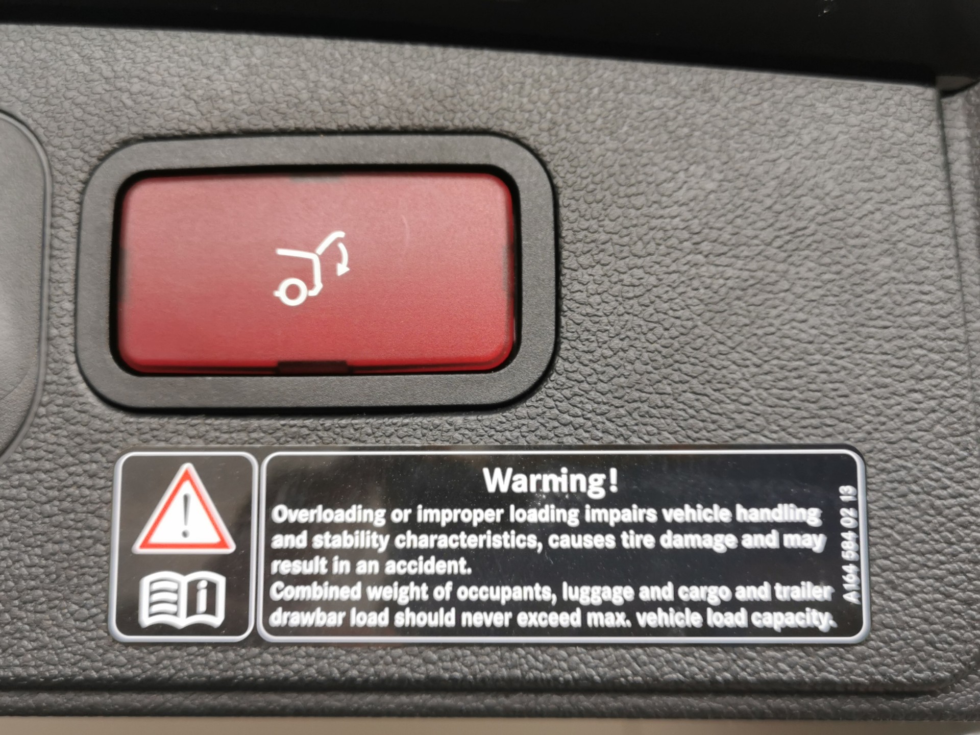 MERCEDES-BENZ GL 550 4Matic 7G-Tronic-image-10