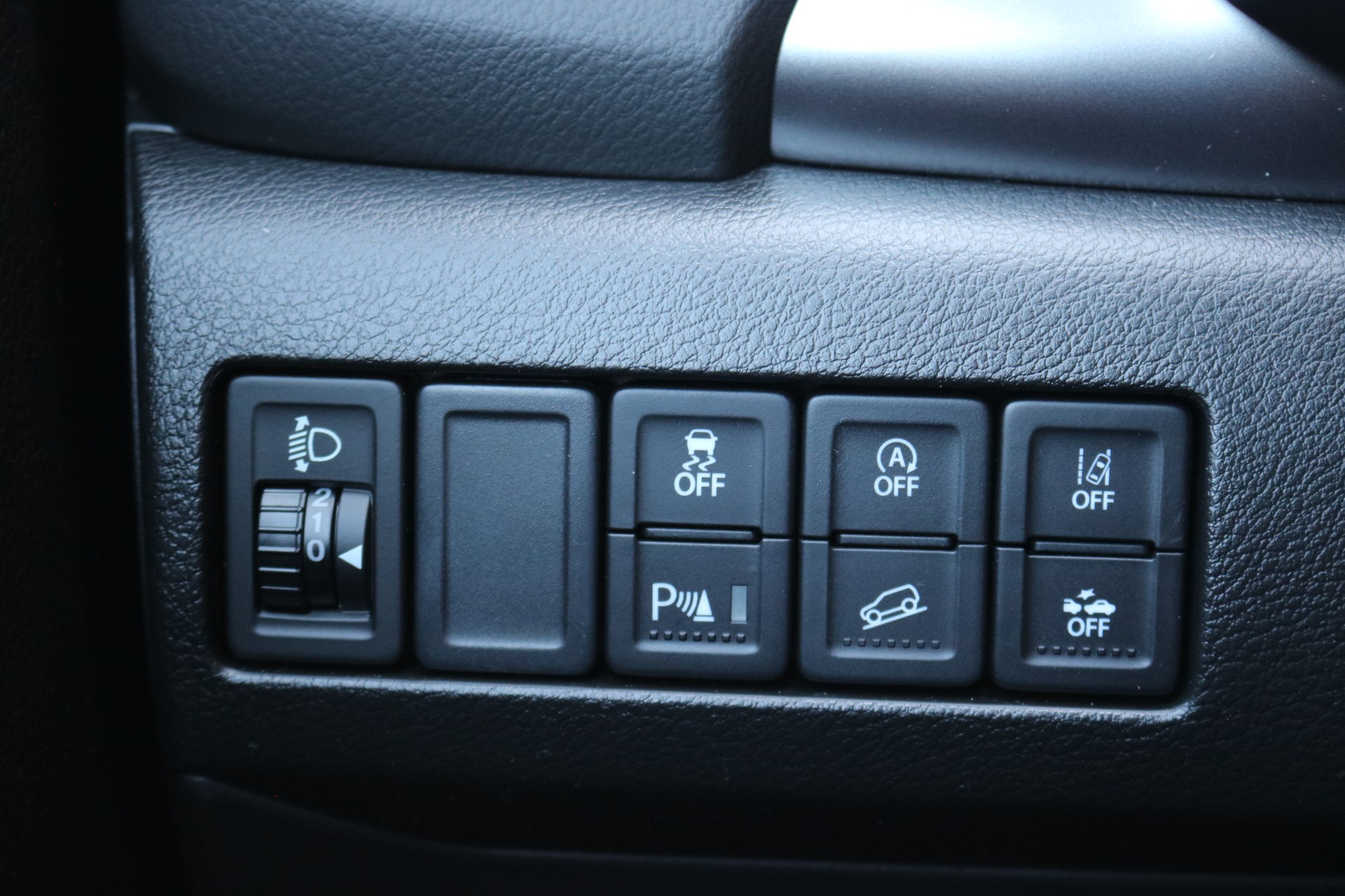 SUZUKI Vitara 1.4T Compact + 4x4 Hybrid Automatic-image-8