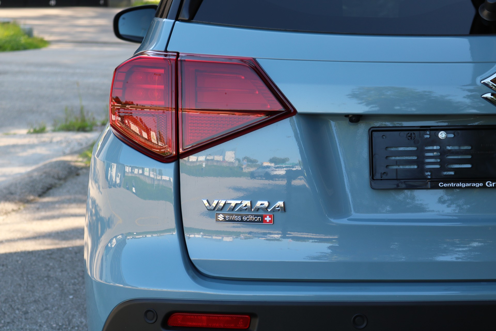SUZUKI Vitara 1.4T Compact + 4x4 Hybrid Automatic-image-13