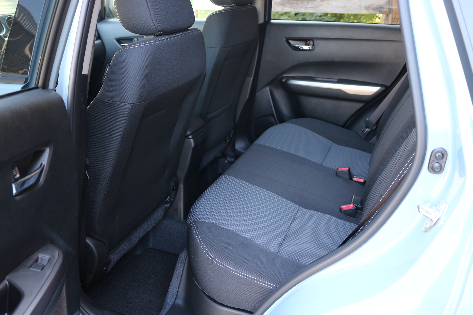 SUZUKI Vitara 1.4T Compact + 4x4 Hybrid Automatic-image-10