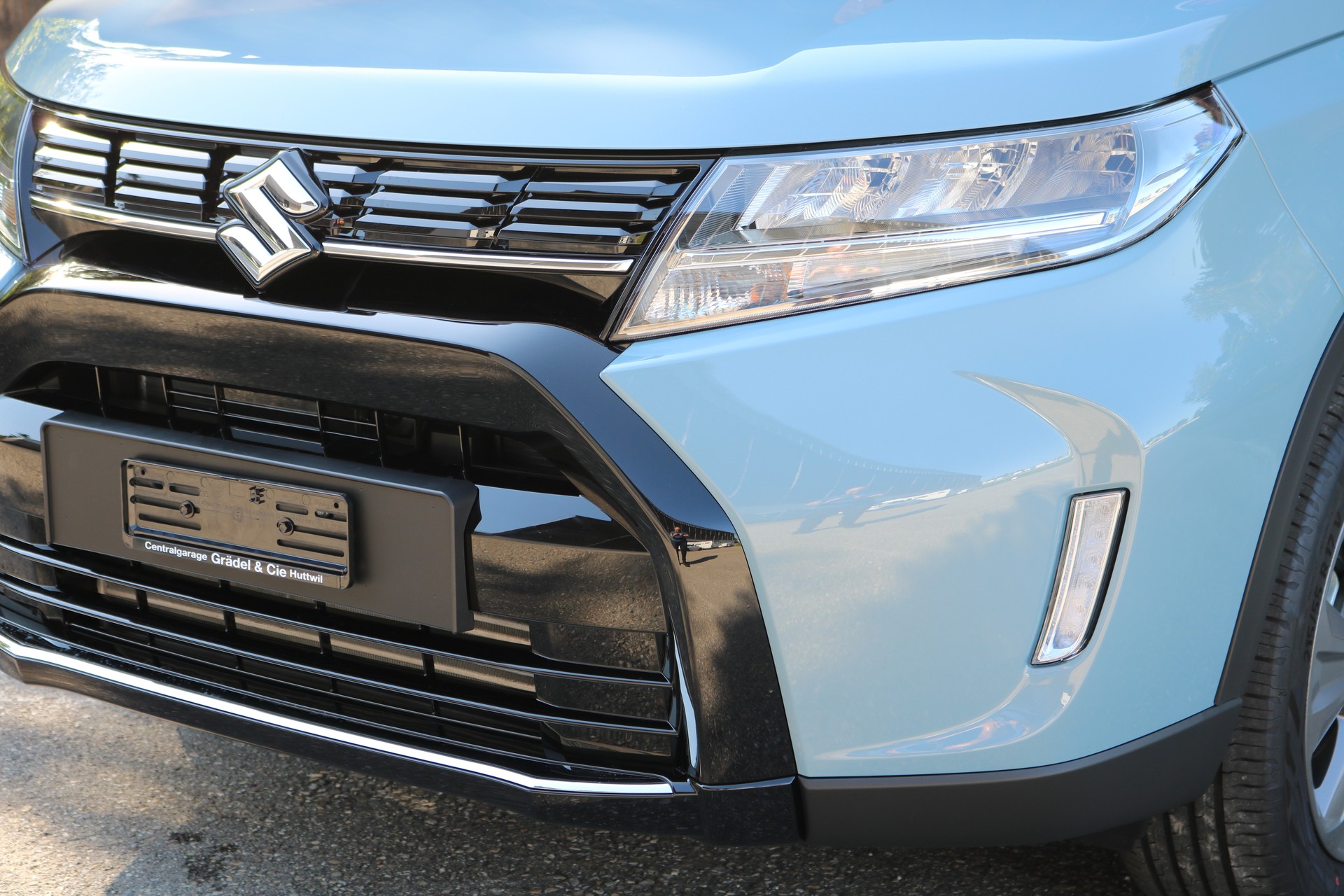 SUZUKI Vitara 1.4T Compact + 4x4 Hybrid Automatic-image-12
