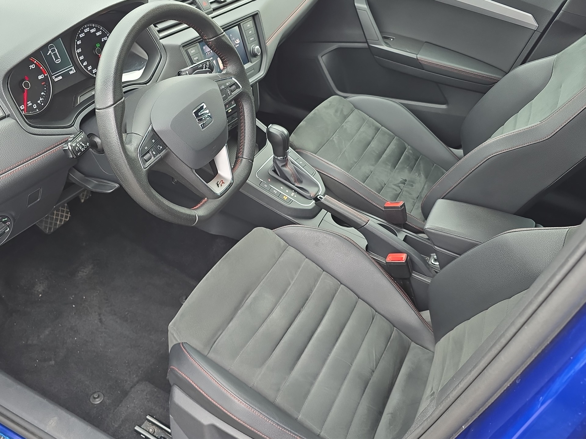 SEAT Ibiza 1.0 TSI 115 FR DSG-image-9