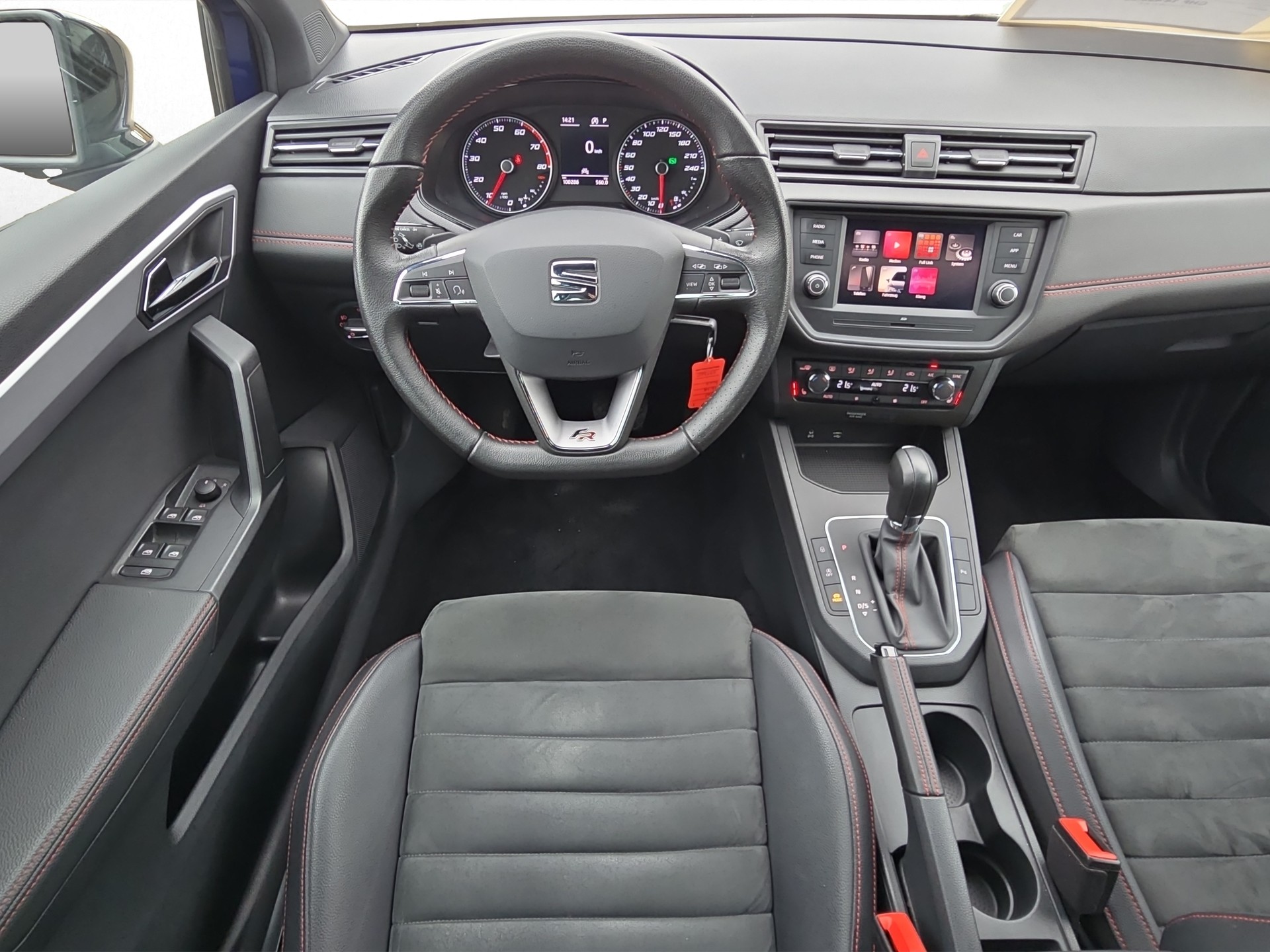 SEAT Ibiza 1.0 TSI 115 FR DSG-image-12