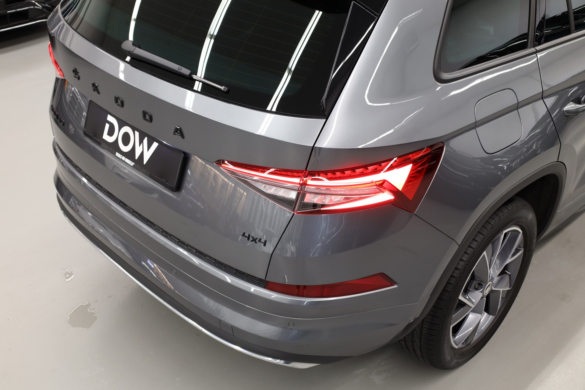 SKODA Kodiaq 2.0 TDI 200 Sportline DSG-image-9