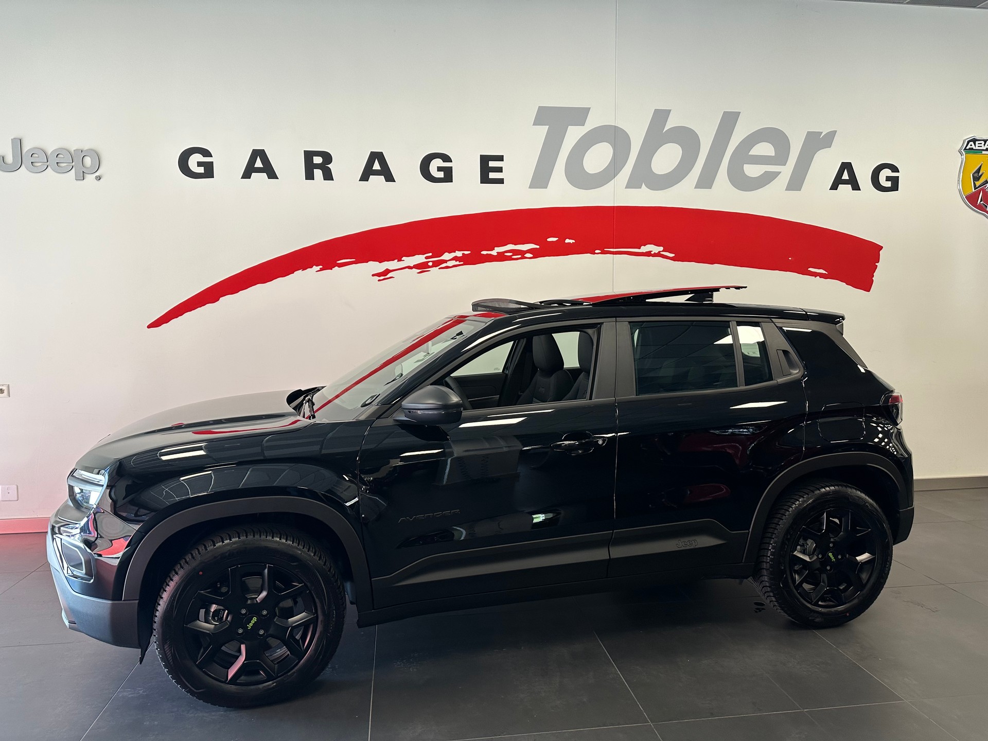 JEEP Avenger 1.2 Turbo MHEV Upland Plus Sky 4xe-image-0