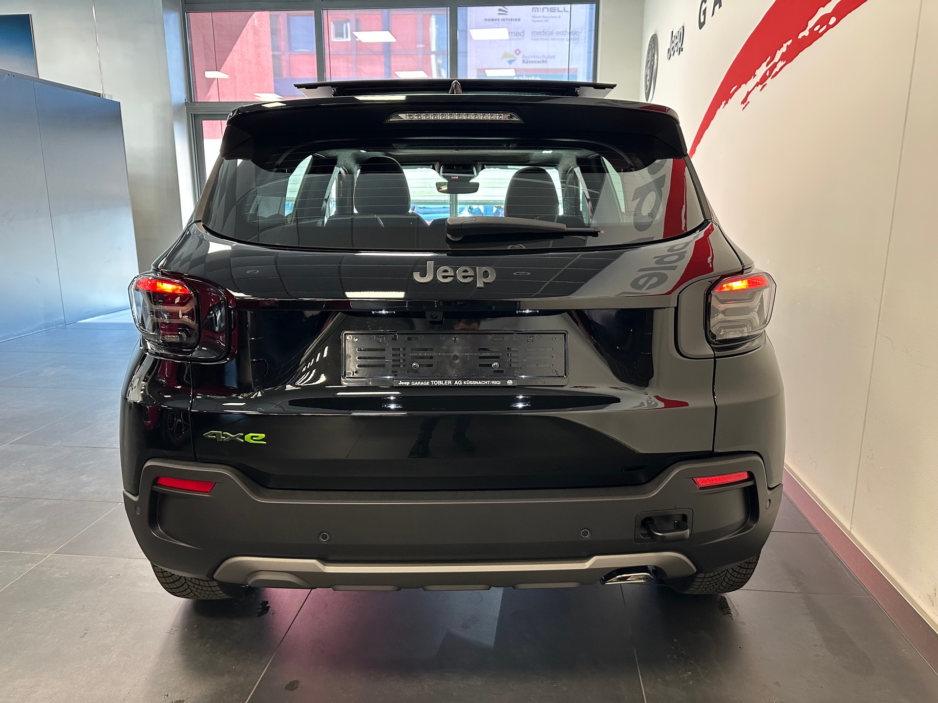 JEEP Avenger 1.2 Turbo MHEV Upland Plus Sky 4xe-image-18