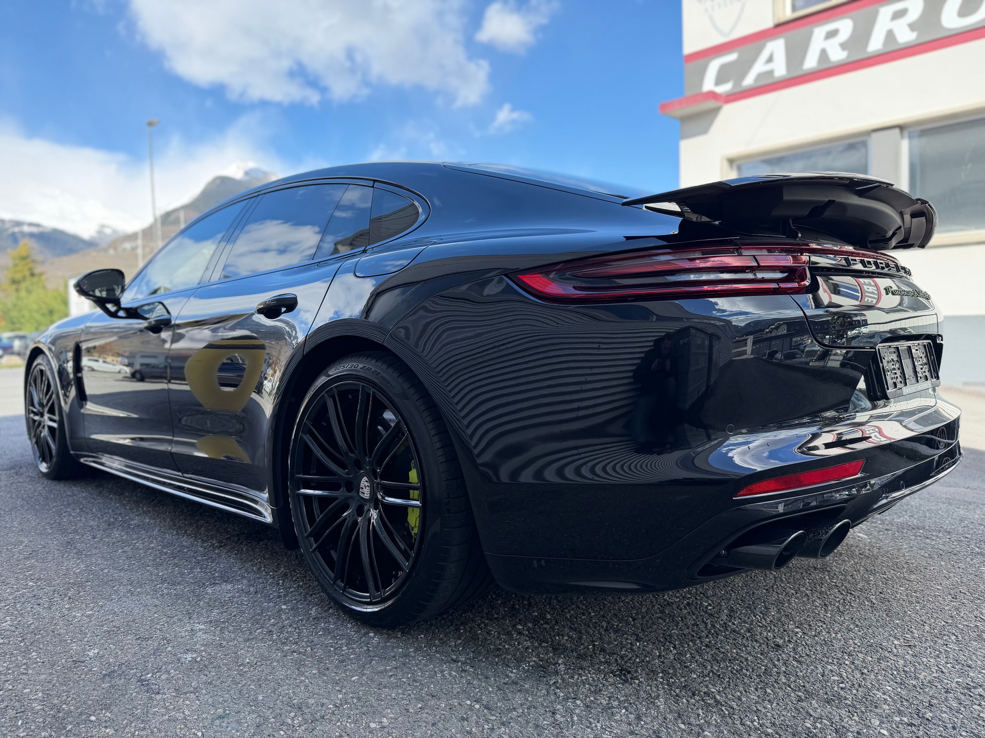 PORSCHE Panamera Turbo S E-Hybrid PDK-image-5