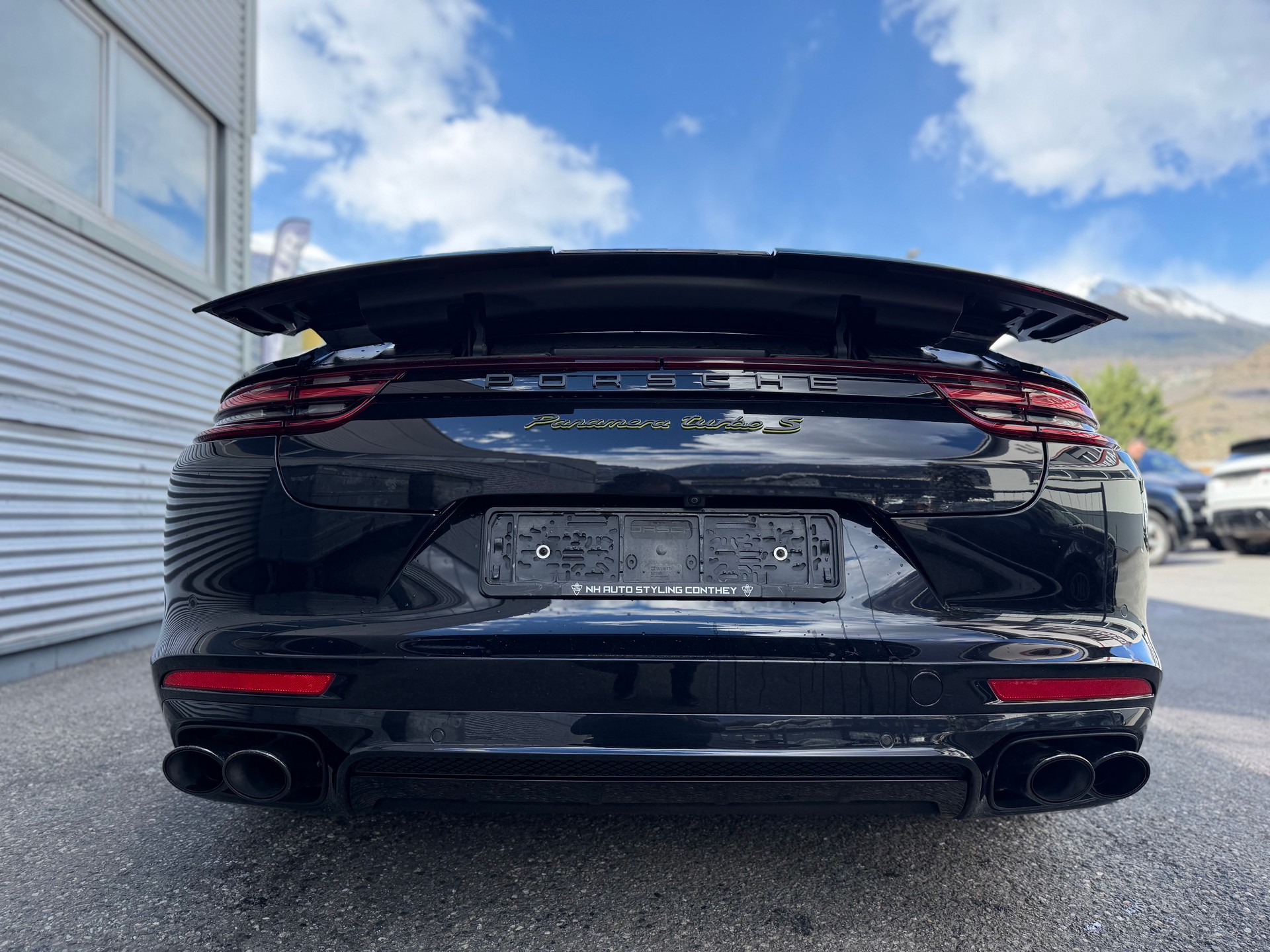PORSCHE Panamera Turbo S E-Hybrid PDK-image-4