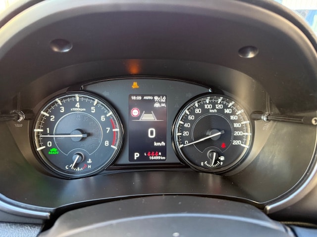 SUZUKI Vitara 1.5 Hybrid Compact + 4x4 AGS-image-13