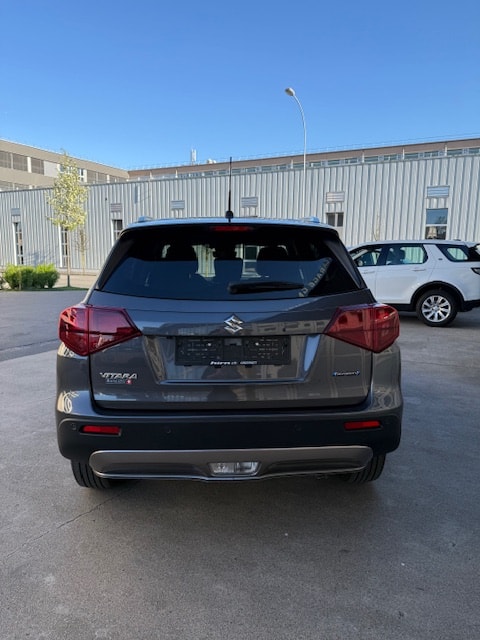 SUZUKI Vitara 1.5 Hybrid Compact + 4x4 AGS-image-3