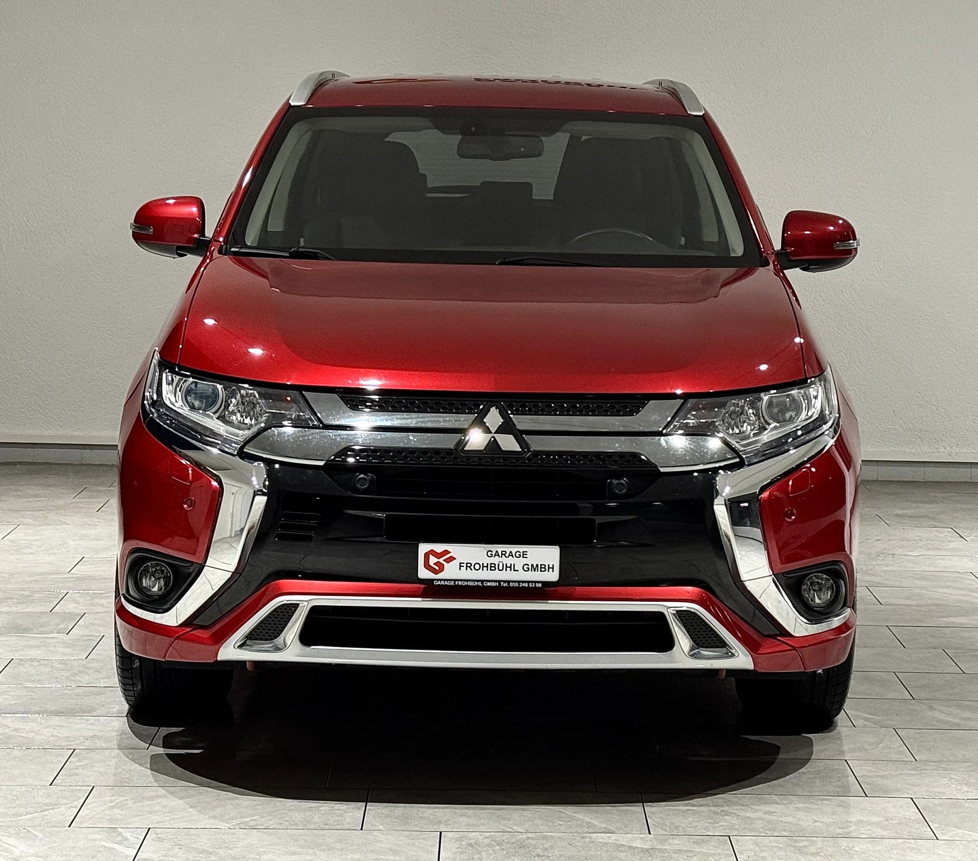 MITSUBISHI Outlander 2.4 PHEV Diamond 4WD Automatic-image-1