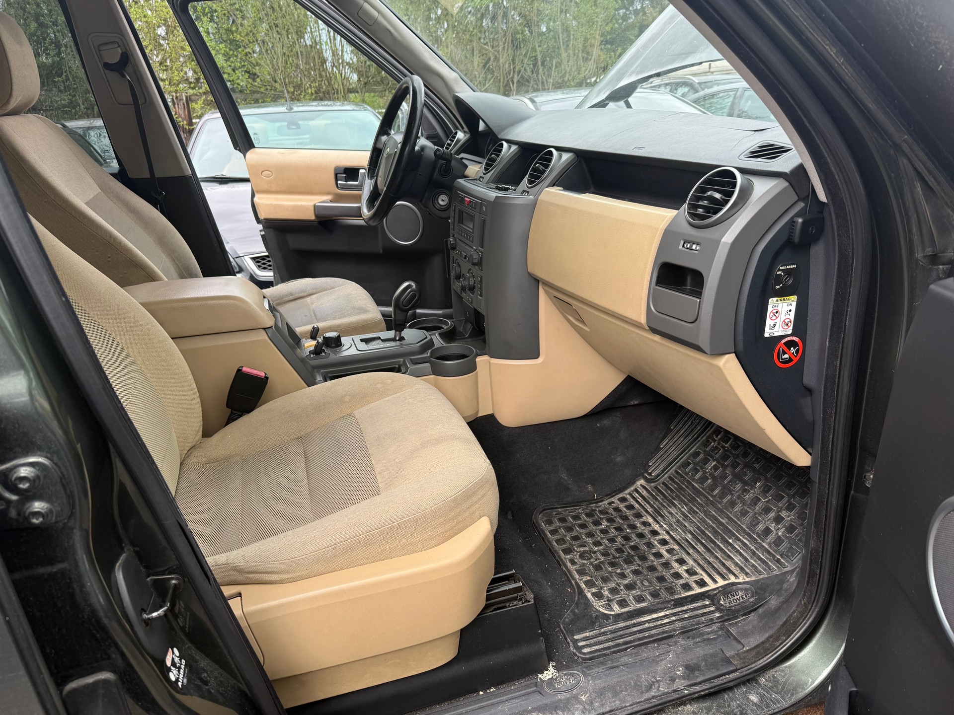 LAND ROVER Discovery 2.7d V6 S-image-6