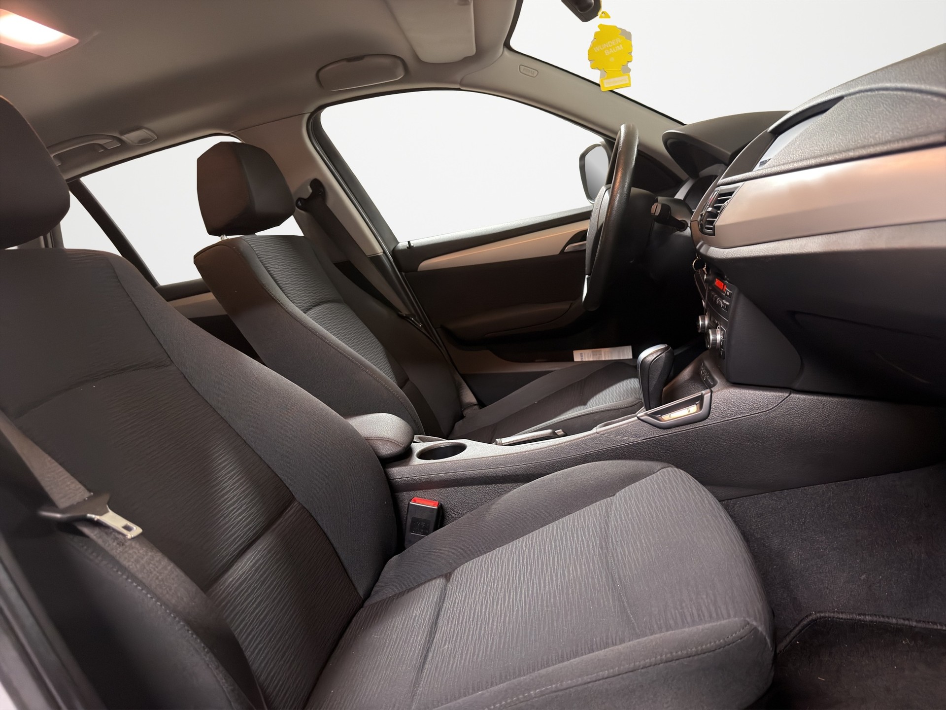 BMW X1 xDrive 20d Steptronic-image-8