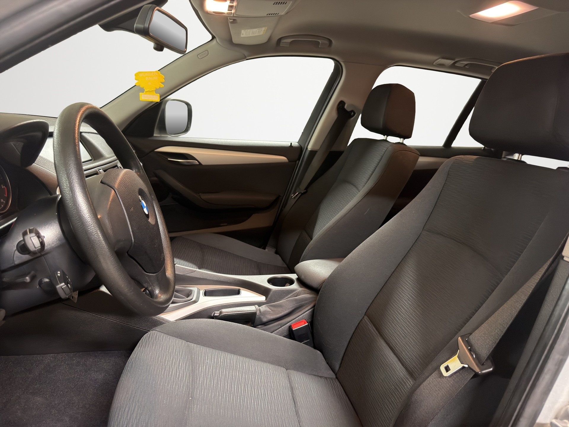 BMW X1 xDrive 20d Steptronic-image-9