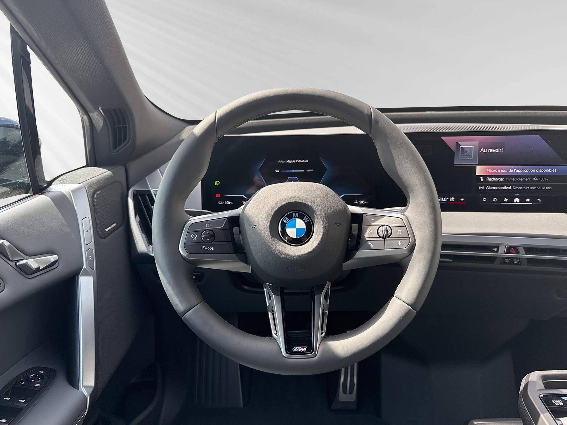 BMW iX xDrive45 M Sport-image-5