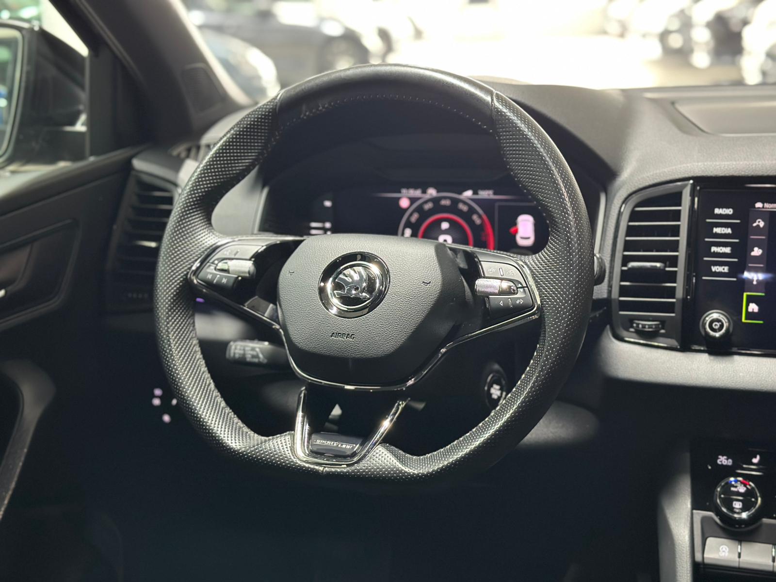 SKODA Karoq 1.5 TSI ACT SportLine DSG-image-13
