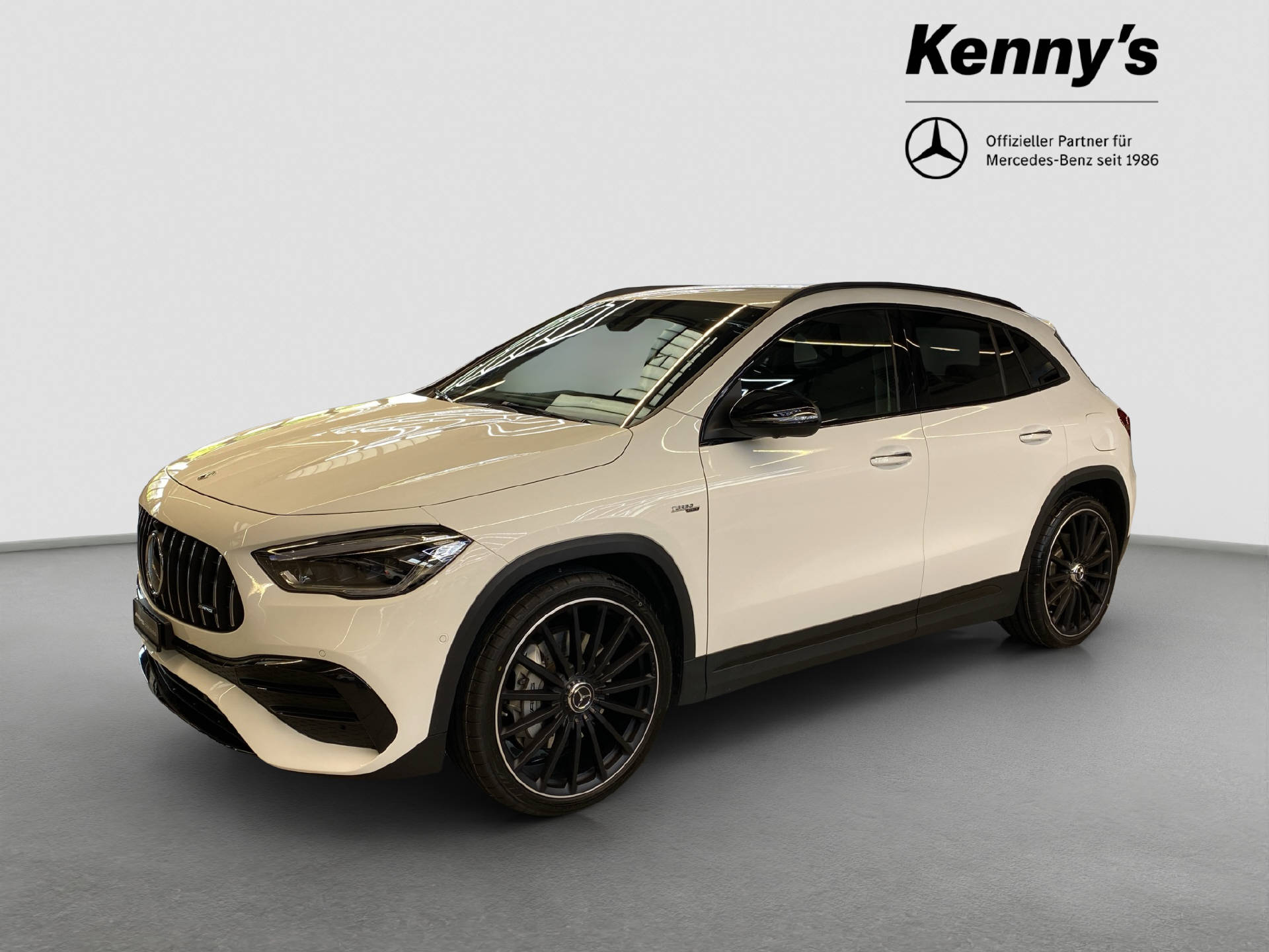 MERCEDES-BENZ GLA 35 AMG 4MATIC-image-0