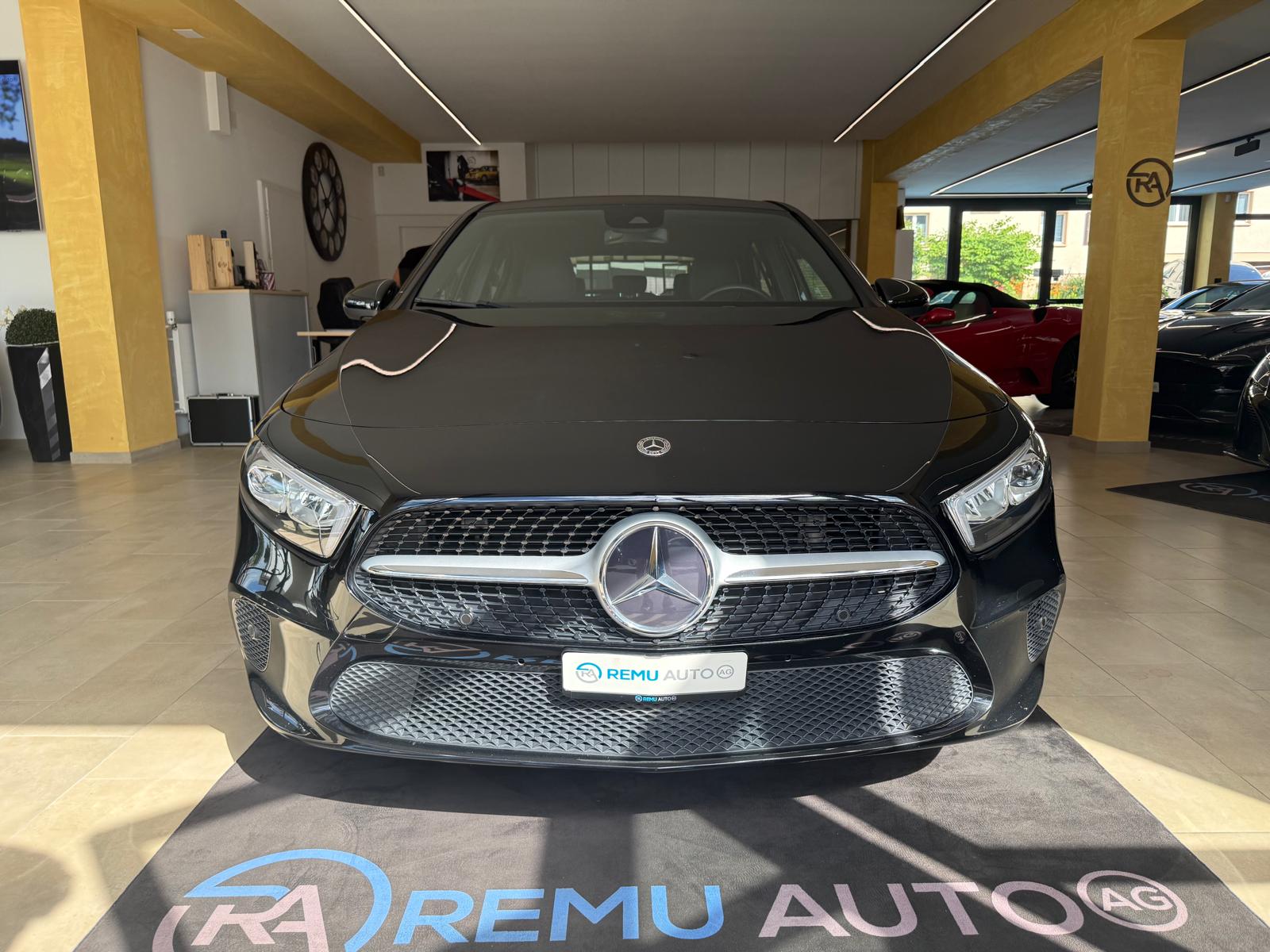 MERCEDES-BENZ A 200 Progressive 7G-DCT-image-1