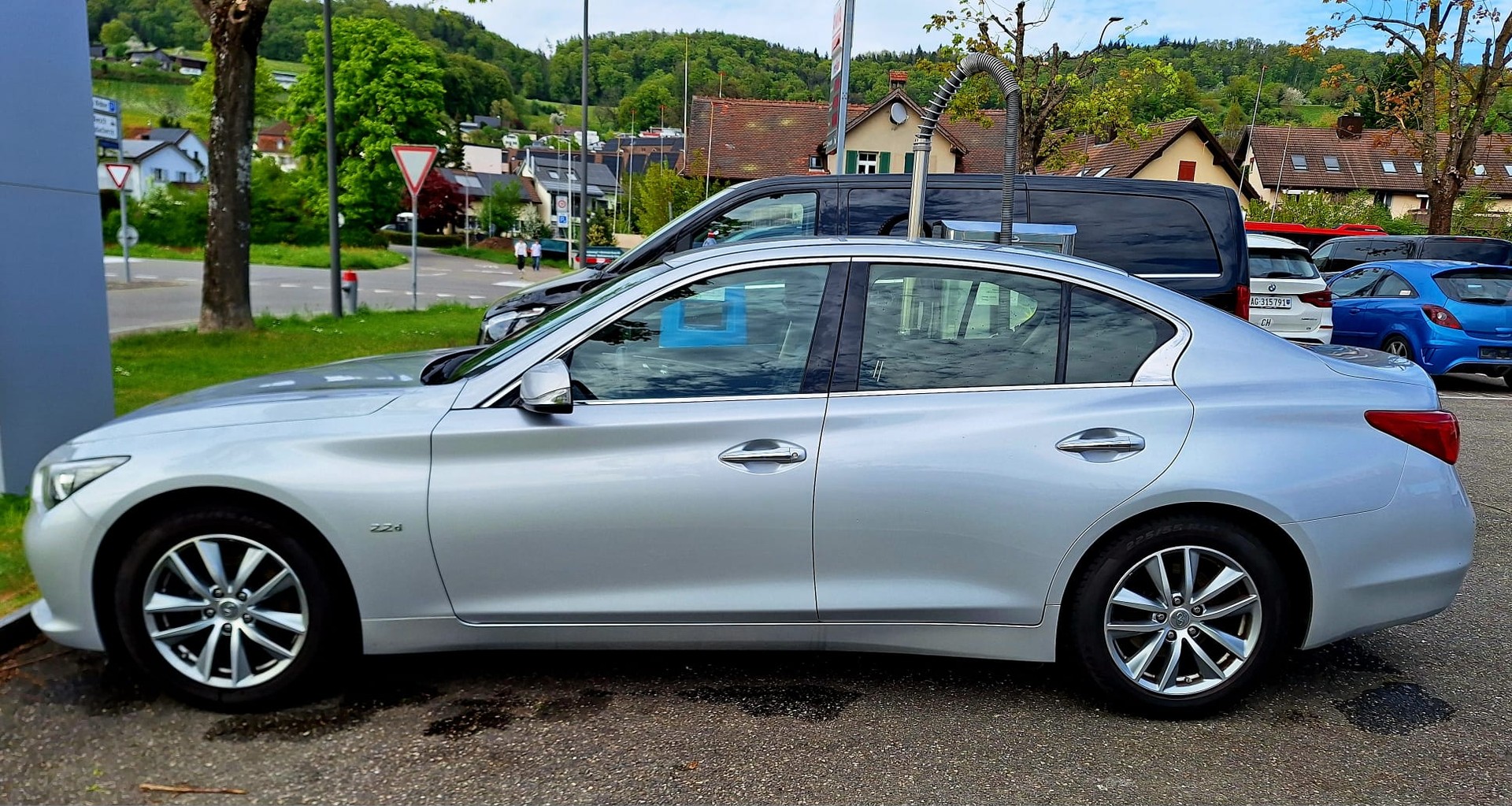 INFINITI Q50 2.2d Premium Automatic