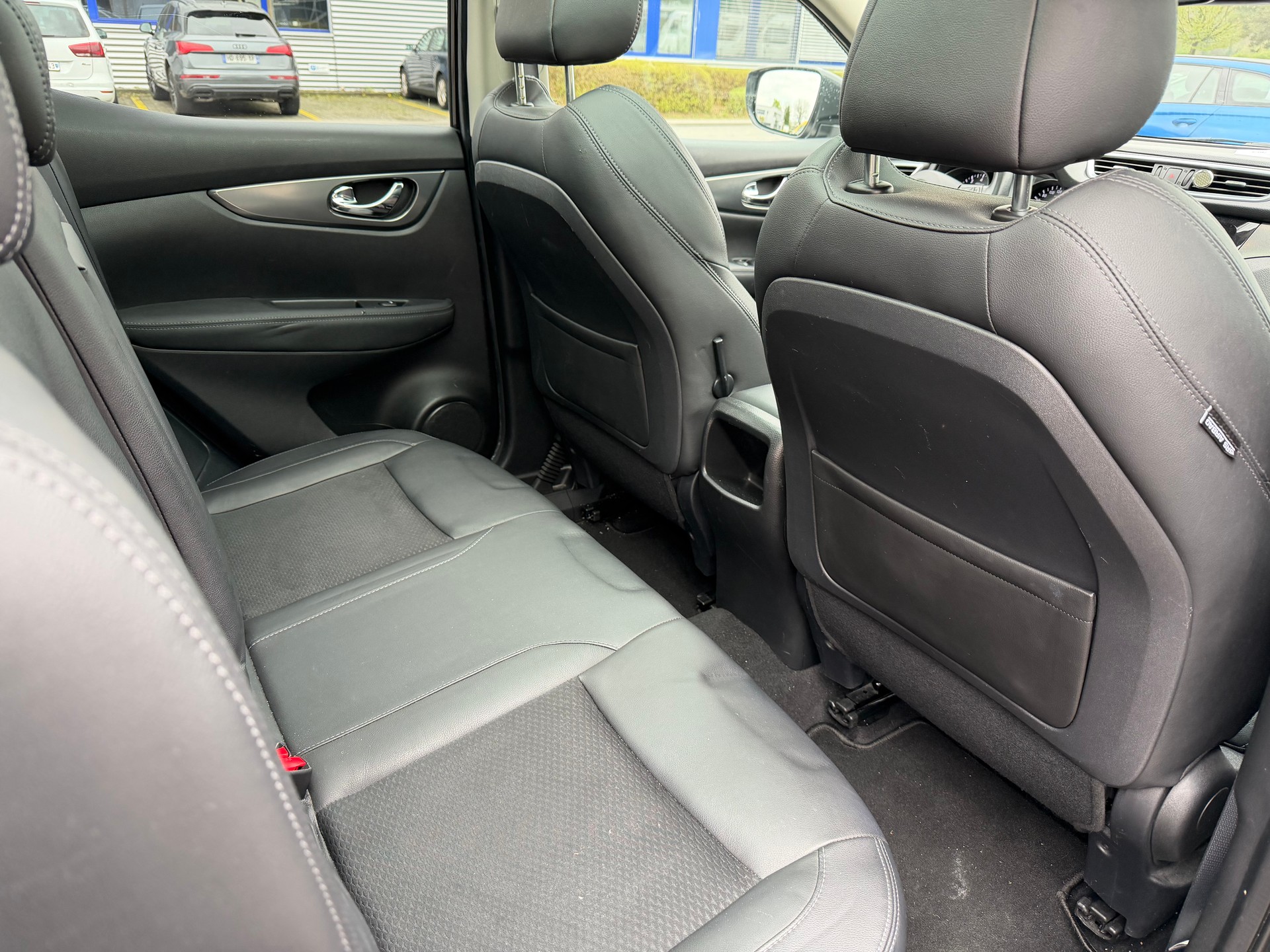 NISSAN Qashqai 1.2 DIG-T tekna+ Xtronic CVT-image-8