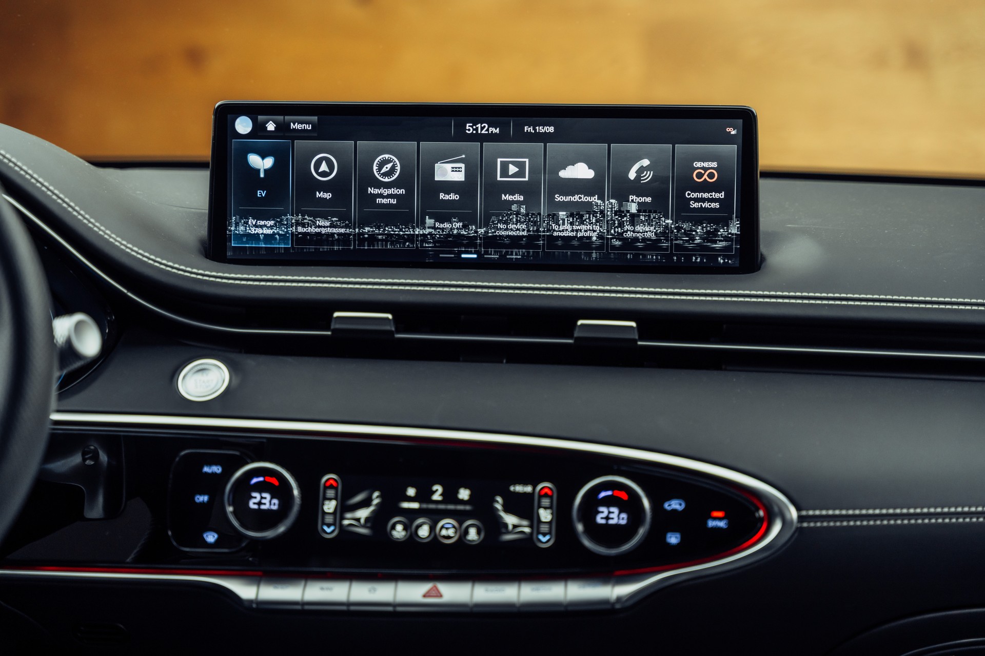 GENESIS GV70 Electrified Sport kWh 77,4 AWD-image-15