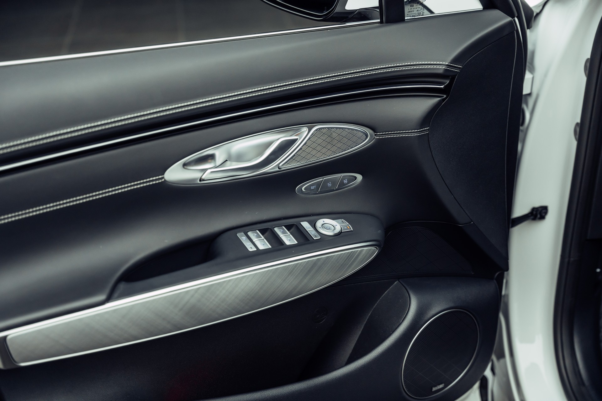 GENESIS GV70 Electrified Sport kWh 77,4 AWD-image-10
