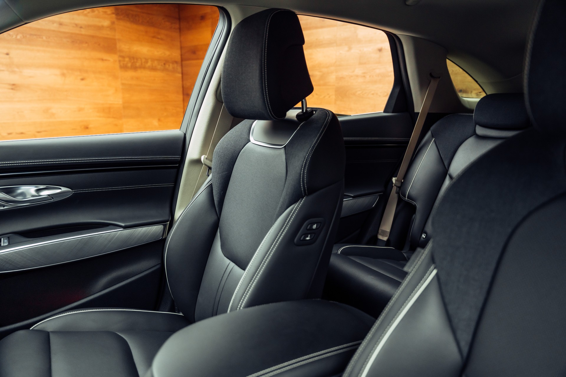 GENESIS GV70 Electrified Sport kWh 77,4 AWD-image-6
