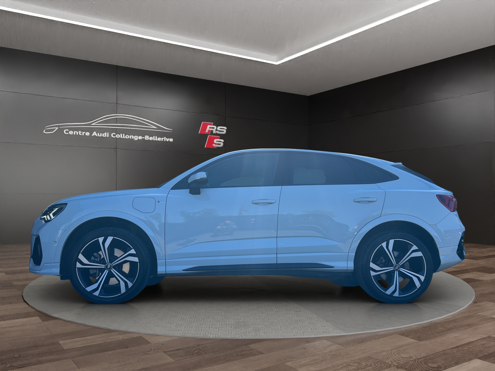 AUDI Q3 Sportback 45 TFSI e S-tronic-image-2