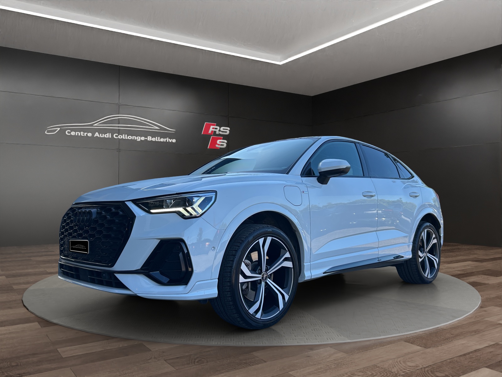AUDI Q3 Sportback 45 TFSI e S-tronic-image-0