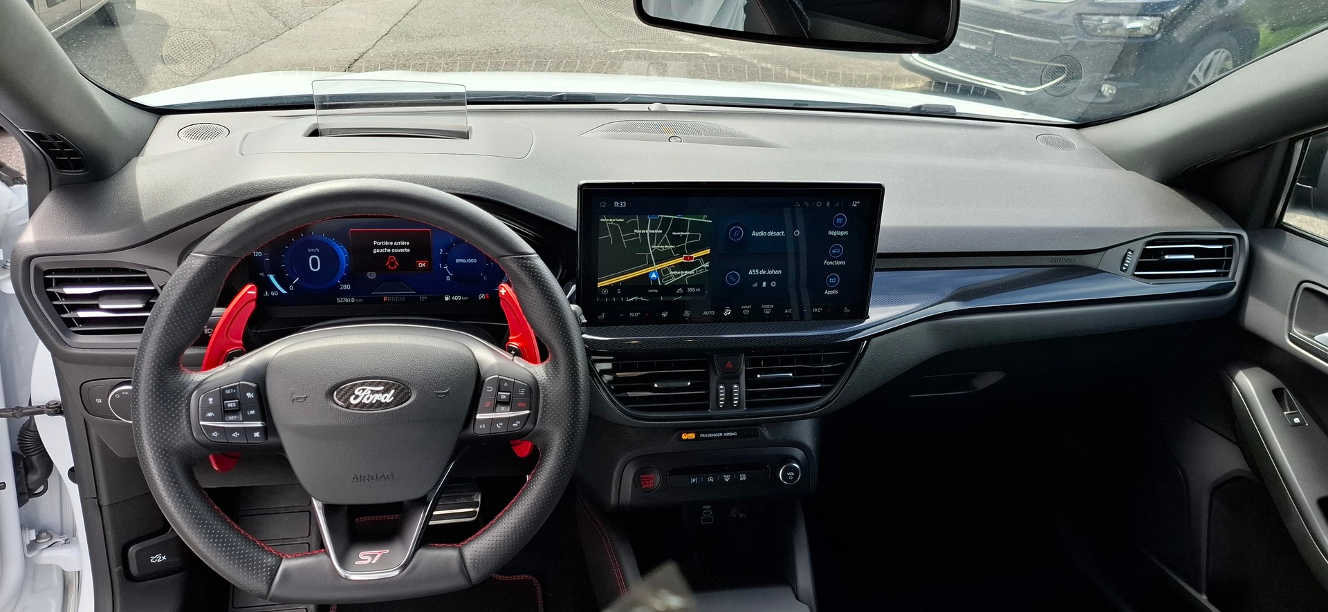 FORD Focus 2.3 EcoB ST X Automatic-image-9