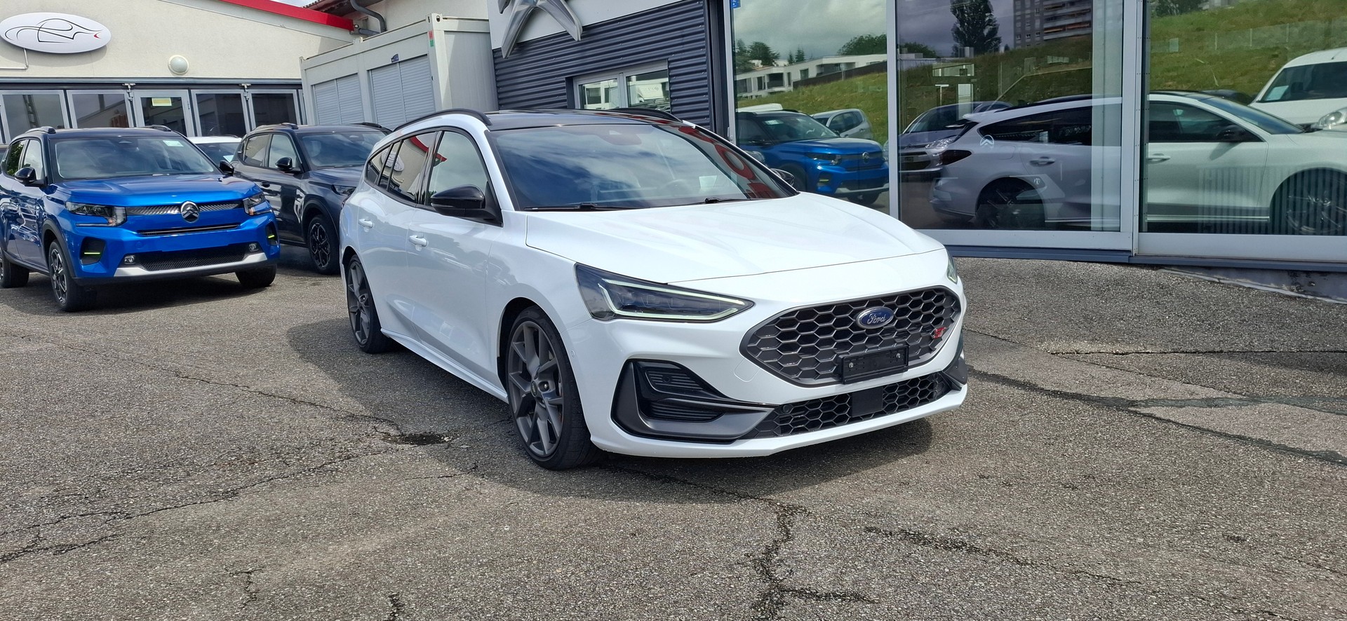 FORD Focus 2.3 EcoB ST X Automatic-image-0