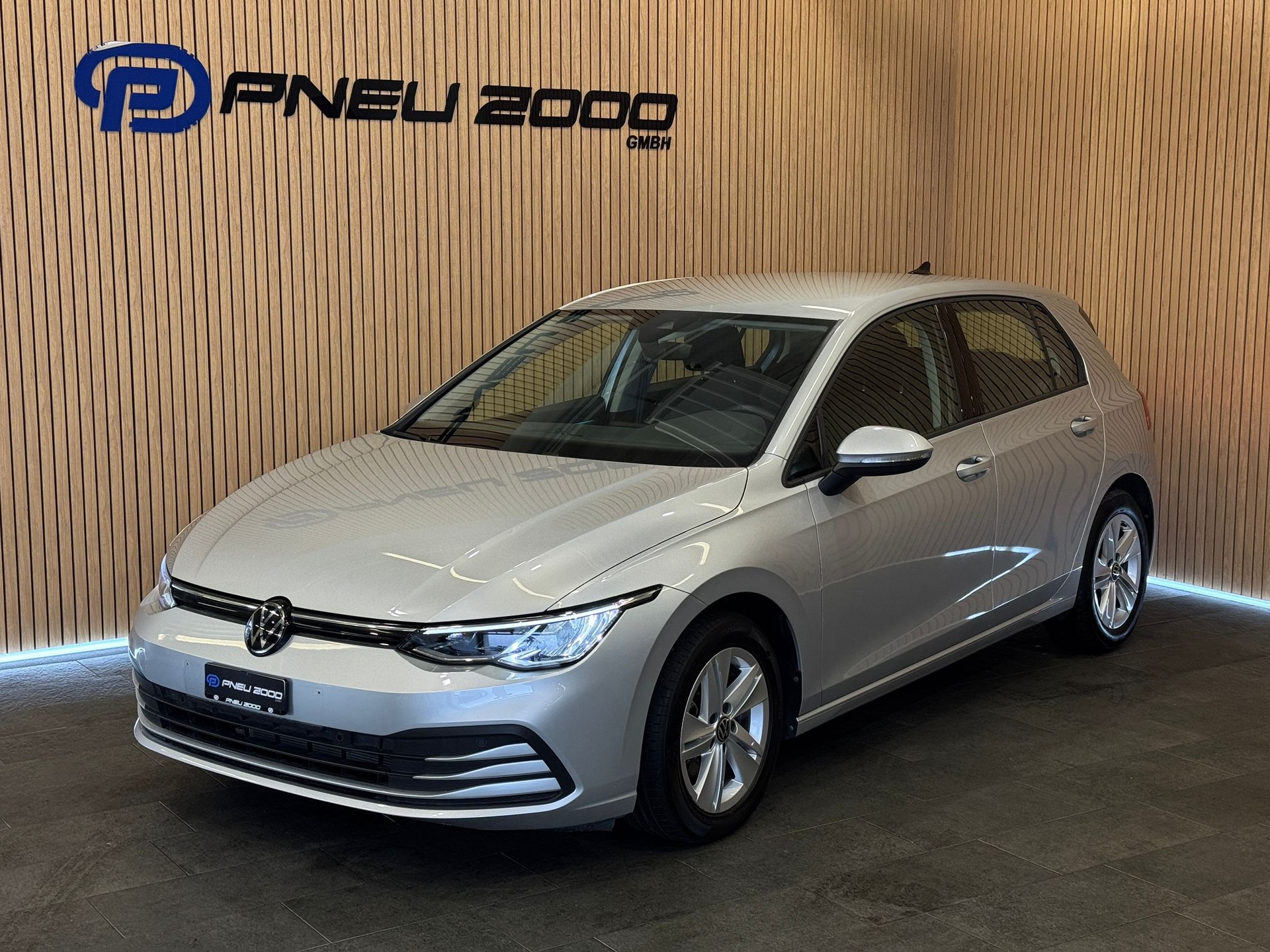VW Golf 2.0 TDI Life-image-0