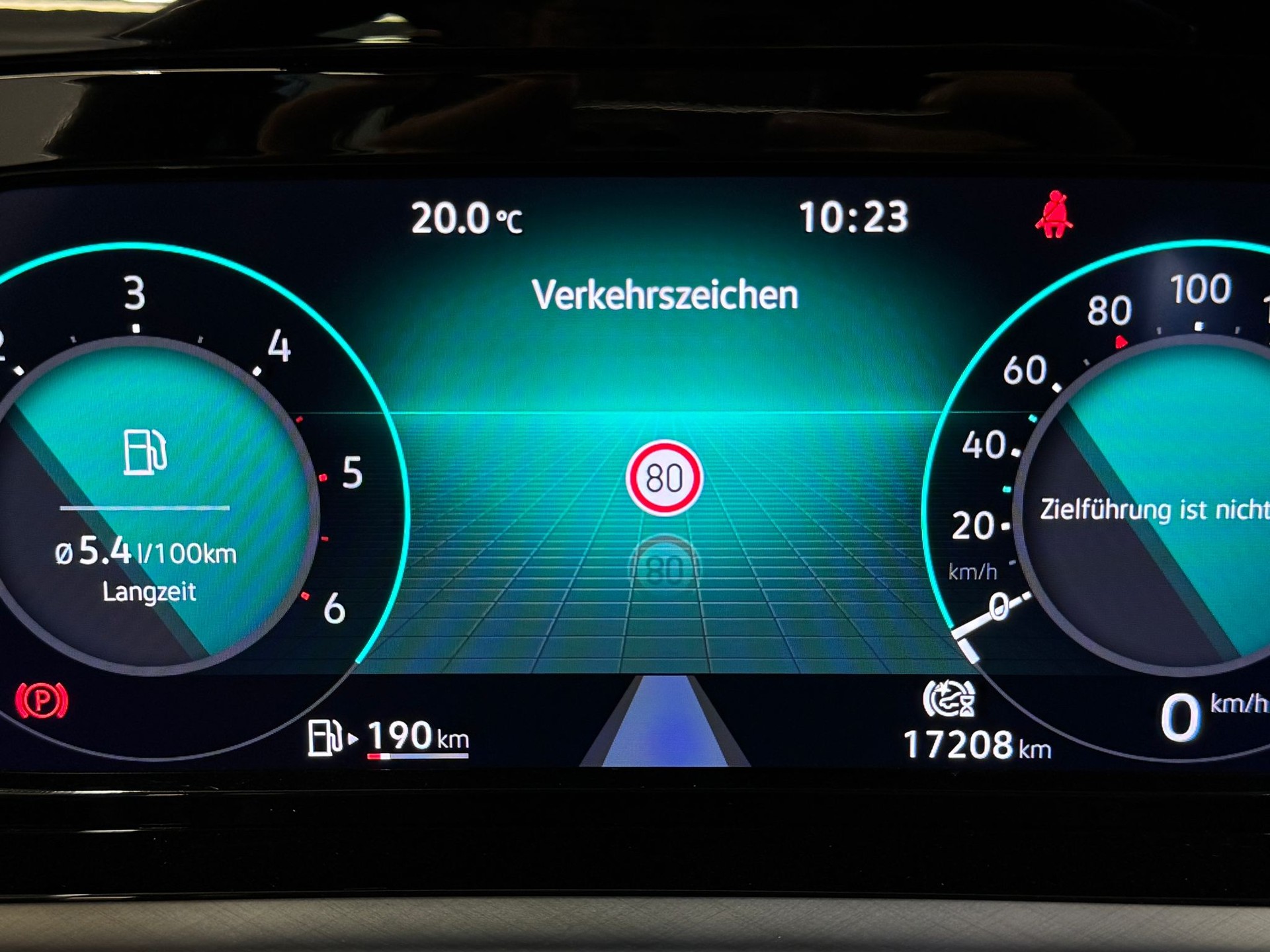 VW Golf 2.0 TDI Life-image-13